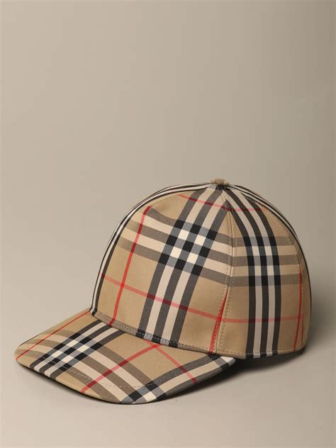 Burberry Cappello 